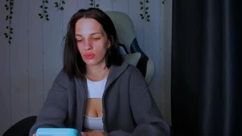 Snapshot of karla_lim chatting on 05.18.26 karla_lim online show from 05.18.26