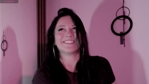 Snapshot of karla_valk1 chatting on 10.02.25 karla online show from 10.02.25