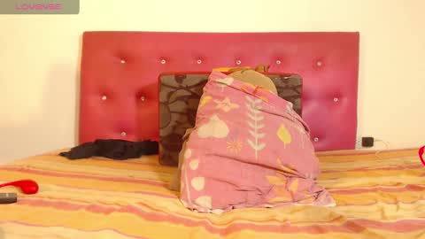 DAHIANA online show from 12.20.24