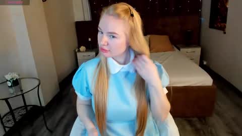 Snapshot of karlenegriess chatting on 01.15.26 karlenegriess online show from 01.15.26