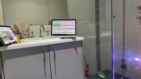 KarmaRosexx online show from 01.07.25