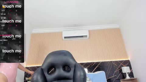 karol_cortes online show from 05.14.26