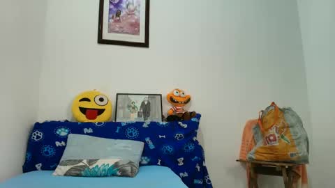    online show from 02.01.25