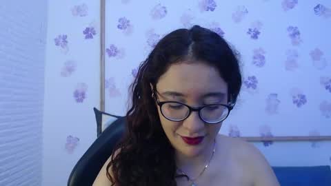 Snapshot of karol_prescot chatting on 05.14.26 Karol online show from 05.14.26
