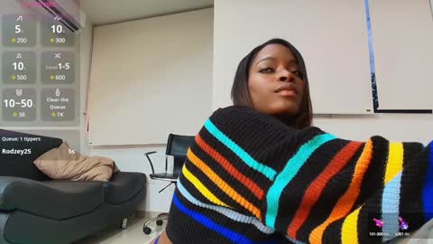 Snapshot of karol_scott1 chatting on 02.07.25 KAROL SCOTT online show from 02.07.25