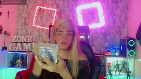 karol Vanessa   online show from 04.27.26