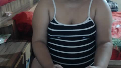 Snapshot of karolbb21 chatting on 04.24.26 karolbb21 online show from 04.24.26