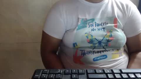 Snapshot of karolbb21 chatting on 07.08.26 karolbb21 online show from 07.08.26