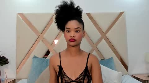 Snapshot of karolebonyy chatting on 02.10.26 Karol online show from 02.10.26