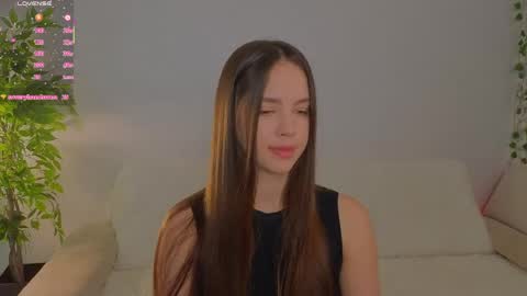 Molly online show from 05.16.26