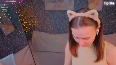 Karolina online show from 05.13.26