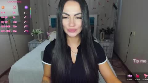 Snapshot of karolinasykes chatting on 05.06.26 Karolina online show from 05.06.26
