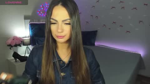 Snapshot of karolinasykes chatting on 06.08.26 Karolina online show from 06.08.26