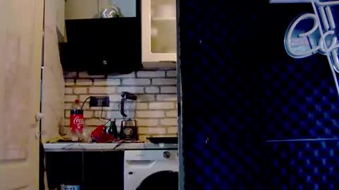 Snapshot of karoline121 chatting on 03.08.25 karoline121 online show from 03.08.25