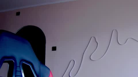 Snapshot of karoline121 chatting on 10.16.25 karoline121 online show from 10.16.25