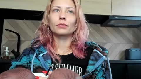 karoline121 online show from 12.02.25