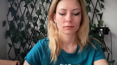 karoline121 online show from 02.06.26