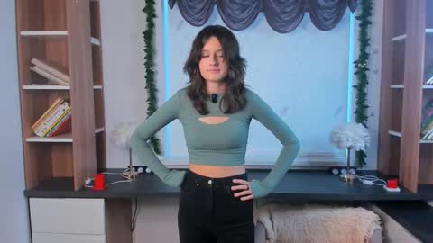 Mia online show from 03.03.26