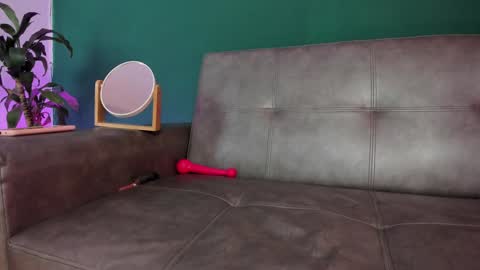 KarolSweet online show from 12.27.24