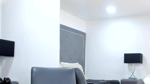 karolwest_ online show from 02.12.26