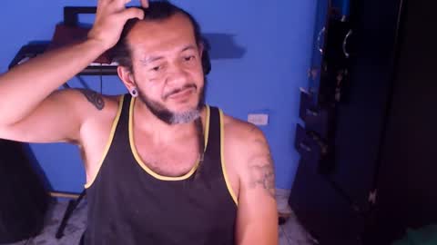 Snapshot of karu_hard chatting on 04.21.26 Karu online show from 04.21.26