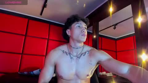 Snapshot of karybig3 chatting on 03.01.25 ---Kary--- online show from 03.01.25