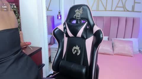 Snapshot of kaseythompson chatting on 09.09.25 kaseythompson online show from 09.09.25