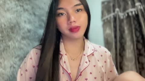 Snapshot of kat_hollandx chatting on 01.22.25 Majesty online show from 01.22.25