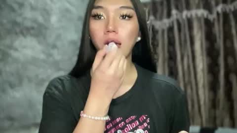 Snapshot of kat_hollandx chatting on 02.02.25 Majesty online show from 02.02.25