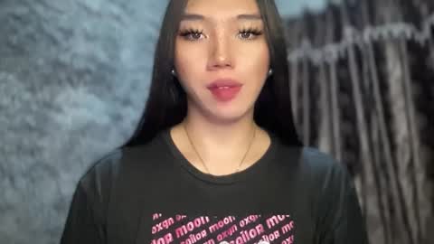 Snapshot of kat_hollandx chatting on 02.05.25 Majesty online show from 02.05.25