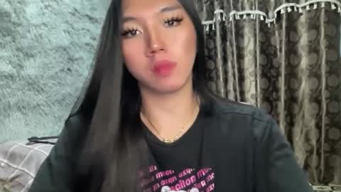 Snapshot of kat_hollandx chatting on 02.20.25 Majesty online show from 02.20.25