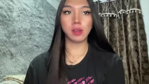 Snapshot of kat_hollandx chatting on 02.25.25 Majesty online show from 02.25.25