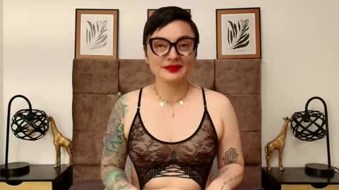 kat paradisse online show from 09.26.25