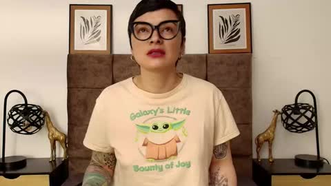 kat paradisse online show from 09.27.25