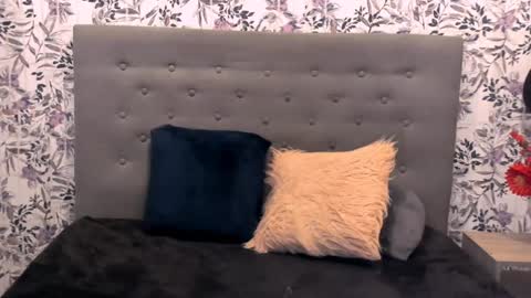 Snapshot of katahoot_ chatting on 12.29.24 K A T A H O O T online show from 12.29.24