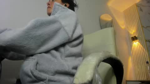 Snapshot of kataleya_bella chatting on 05.25.26 kataleya_bella online show from 05.25.26