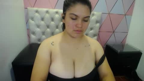 katalina santana25 online show from 11.20.25