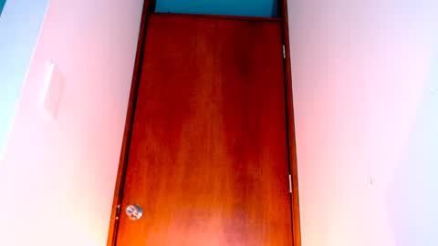 katalinaferreirax online show from 12.05.24