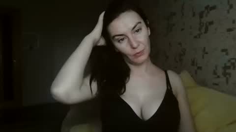 Snapshot of katalinaqe chatting on 09.16.25 KatalinaQE online show from 09.16.25