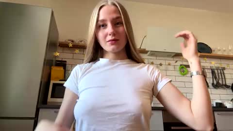 Snapshot of katcontrol chatting on 01.22.25 katcontrol online show from 01.22.25