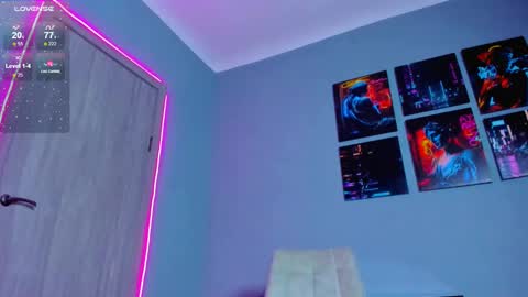 Snapshot of kate__love chatting on 12.21.24 Kate online show from 12.21.24