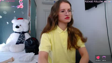 Snapshot of kate_jonson chatting on 04.19.26 .Be kind and gentle with me and I will do my best for you. online show from 04.19.26