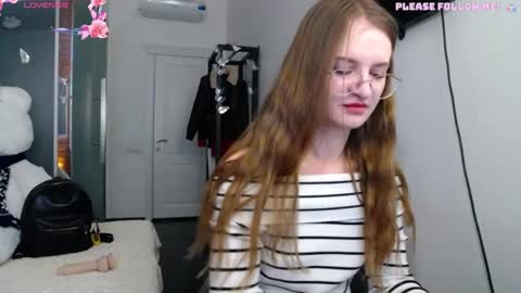Snapshot of kate_jonson chatting on 04.25.26 .Be kind and gentle with me and I will do my best for you. online show from 04.25.26