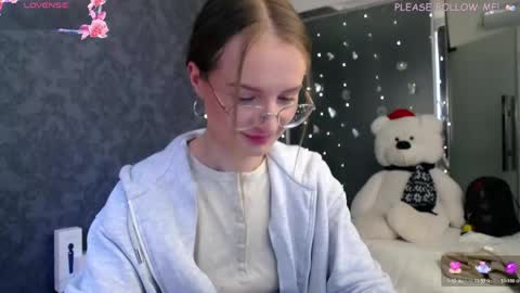 Snapshot of kate_jonson chatting on 05.11.26 .Be kind and gentle with me and I will do my best for you. online show from 05.11.26