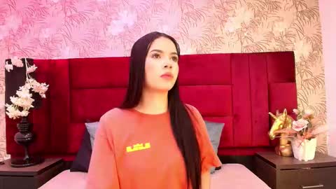 Snapshot of kate_morgan_ chatting on 11.25.25 Kate online show from 11.25.25