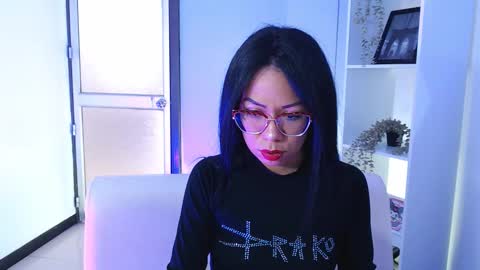 Kate  online show from 12.20.25