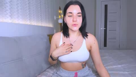 KATE online show from 01.30.25