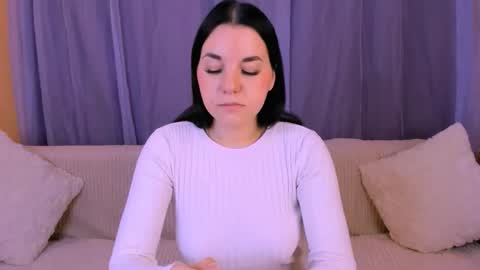 Snapshot of kate_ree_ chatting on 02.13.26 KATE online show from 02.13.26