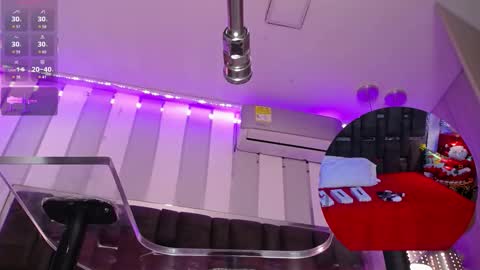 kate_roose online show from 12.18.25