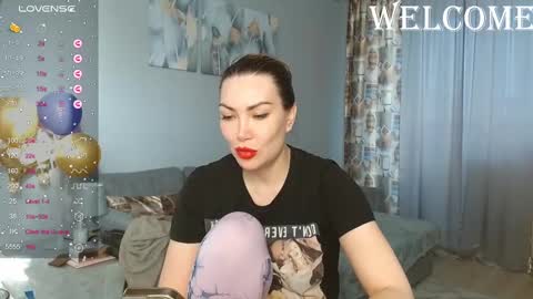 Snapshot of kate_space chatting on 03.08.25 Therapist online show from 03.08.25